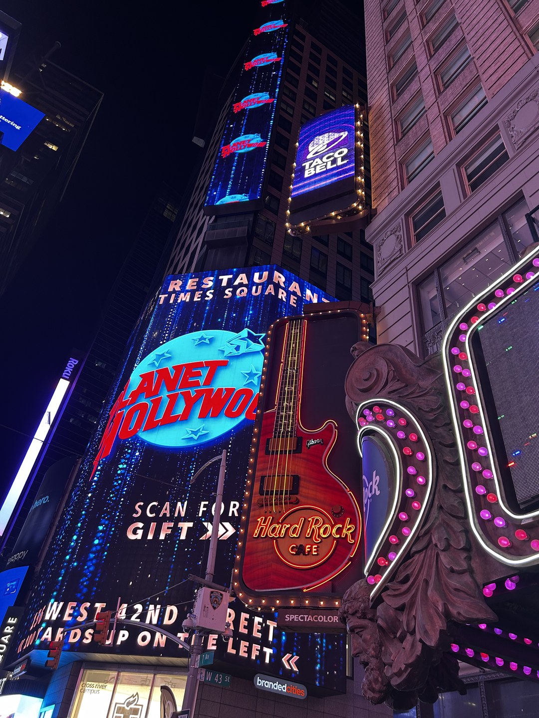 代表取締役 山根 保